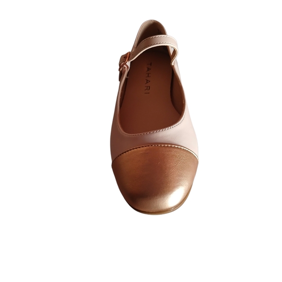 TAHARI Cream and Gold Women's Mary Jane Flats - Picture 3 of 6